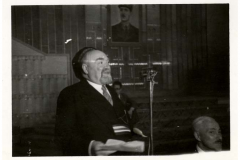 1945-dax-11