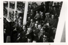 1945-dax-24